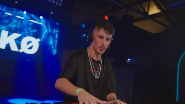FLAKØ performing behind the decks